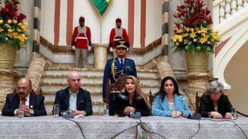 El nuevo gobierno de Jeanine Áñez rompió relaciones con Venezuela