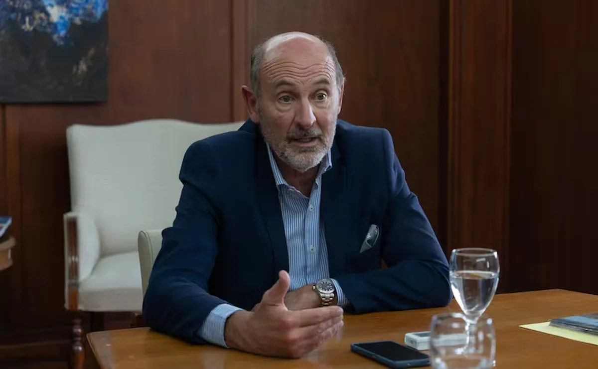 El ministro pidió que las reformas económicas se hagan con estudio legal y escuchando al sector.