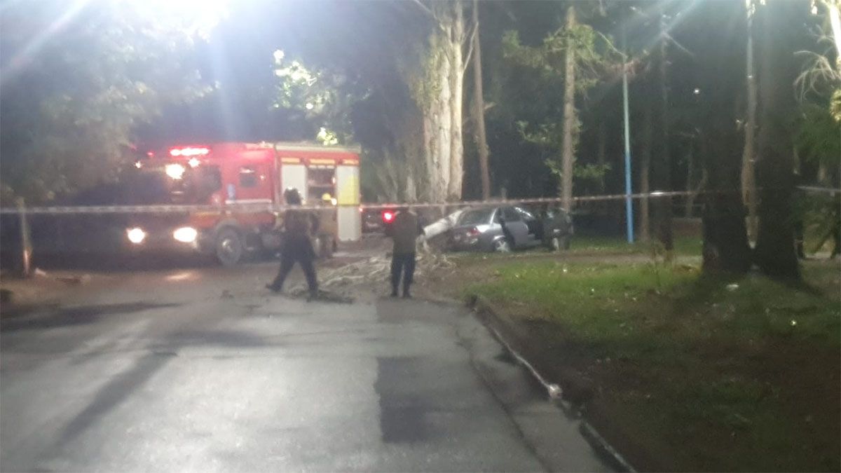 El trágico accidente ocurrió a las 4.30 de este viernes en el cruce de calles 25 de Mayo y Olavarría, de Guaymallén.