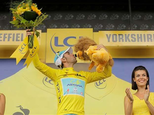 Nibali ganó la segunda etapa y se calzó la malla líder