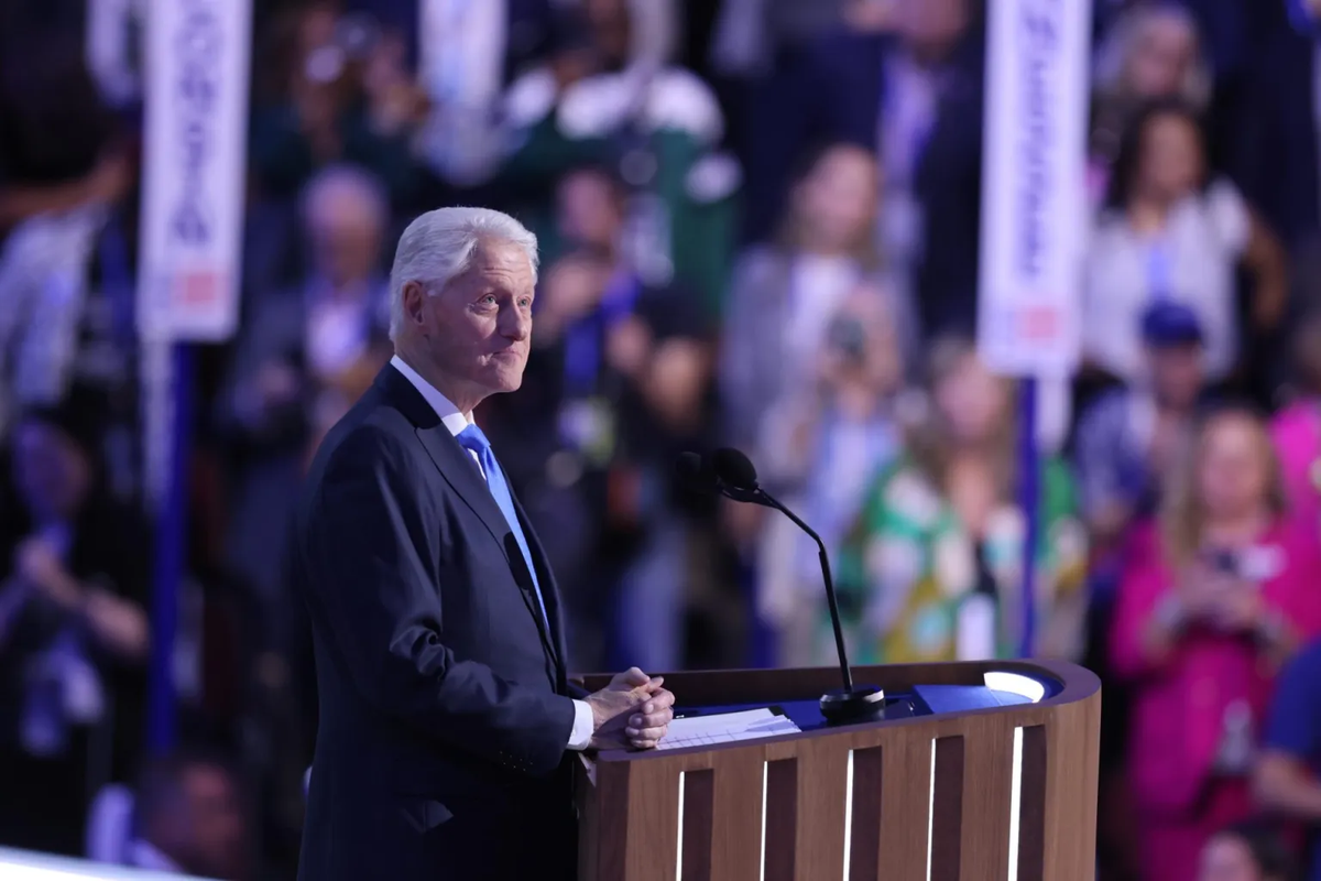 El expresidente estadounidense Bill Clinton hizo mención a la edad del republicano Donald Trump que actualmente tiene 79 años. Crédito: EFE. El expresidente estadounidense Bill Clinton hizo mención a la edad del republicano Donald Trump que actualmente tiene 79 años. Crédito: EFE.