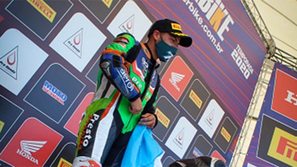 Mariano Villalobos fue segundo en el Súperbike de Brasil