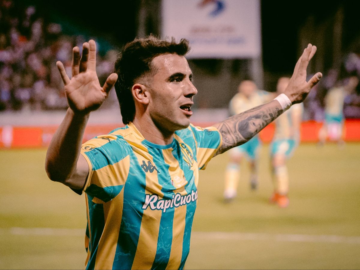 Tom&aacute;s Fern&aacute;ndez convirti&oacute; un doblete en el triunfo de Aldosivi ante River por Copa Argentina. El Tibur&oacute;n ser&aacute; rival de Independiente Rivadavia en octavos de final.