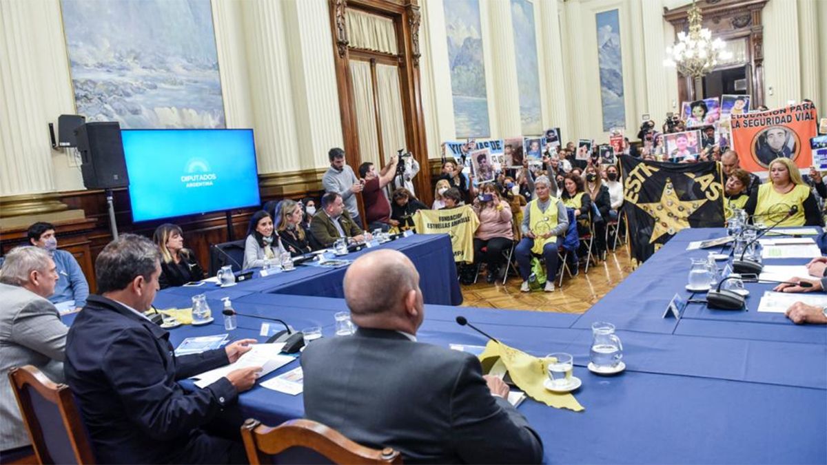 Sergio Massa recibió en Diputados a organizaciones de familiares y víctimas de siniestros viales.