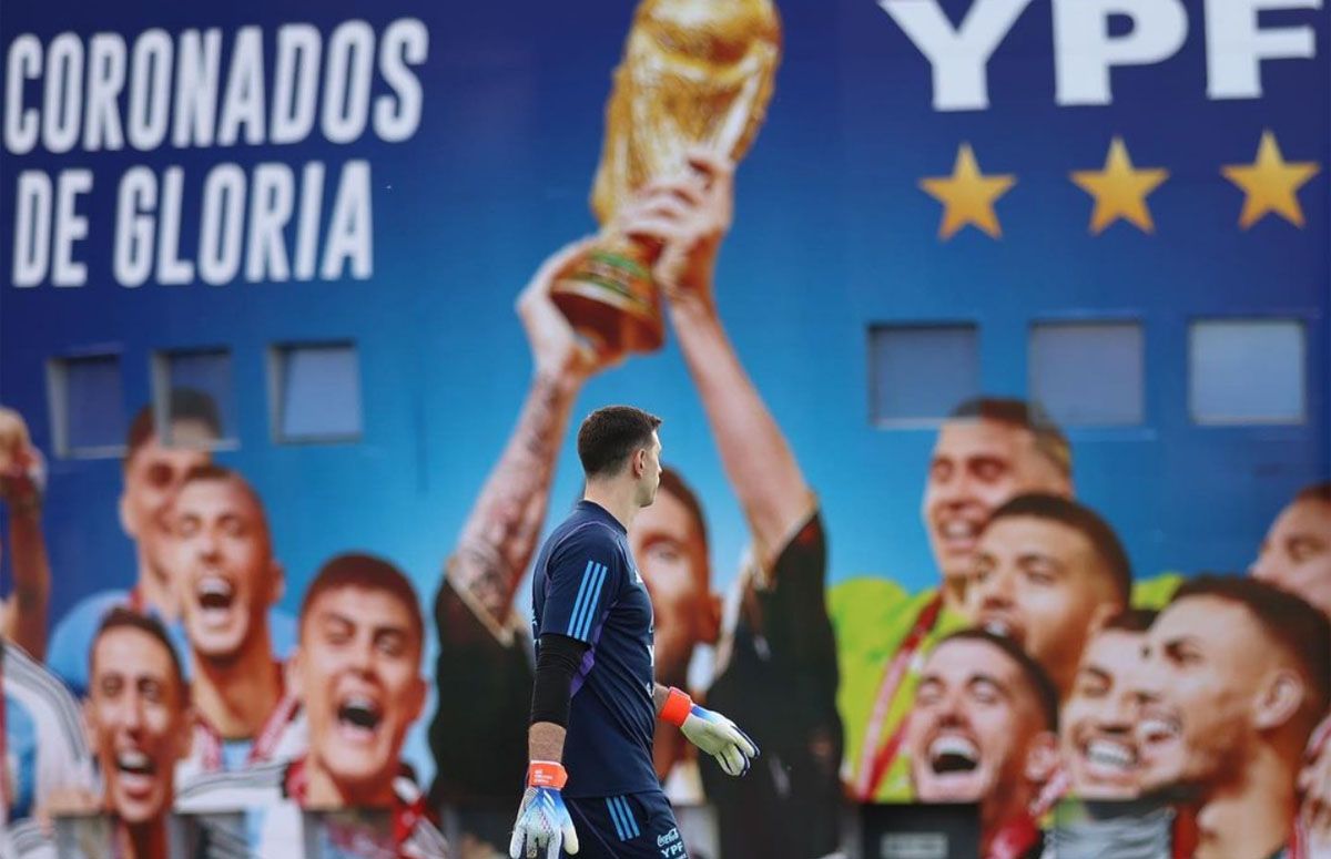 El arquero campeón del mundo en el predio de Ezeiza