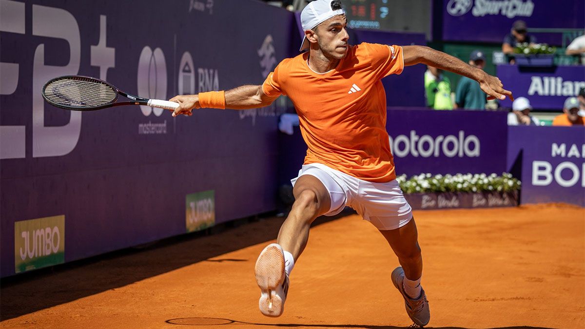 Francisco Cer&uacute;ndolo pas&oacute; a la semifinal del Argentina Open.