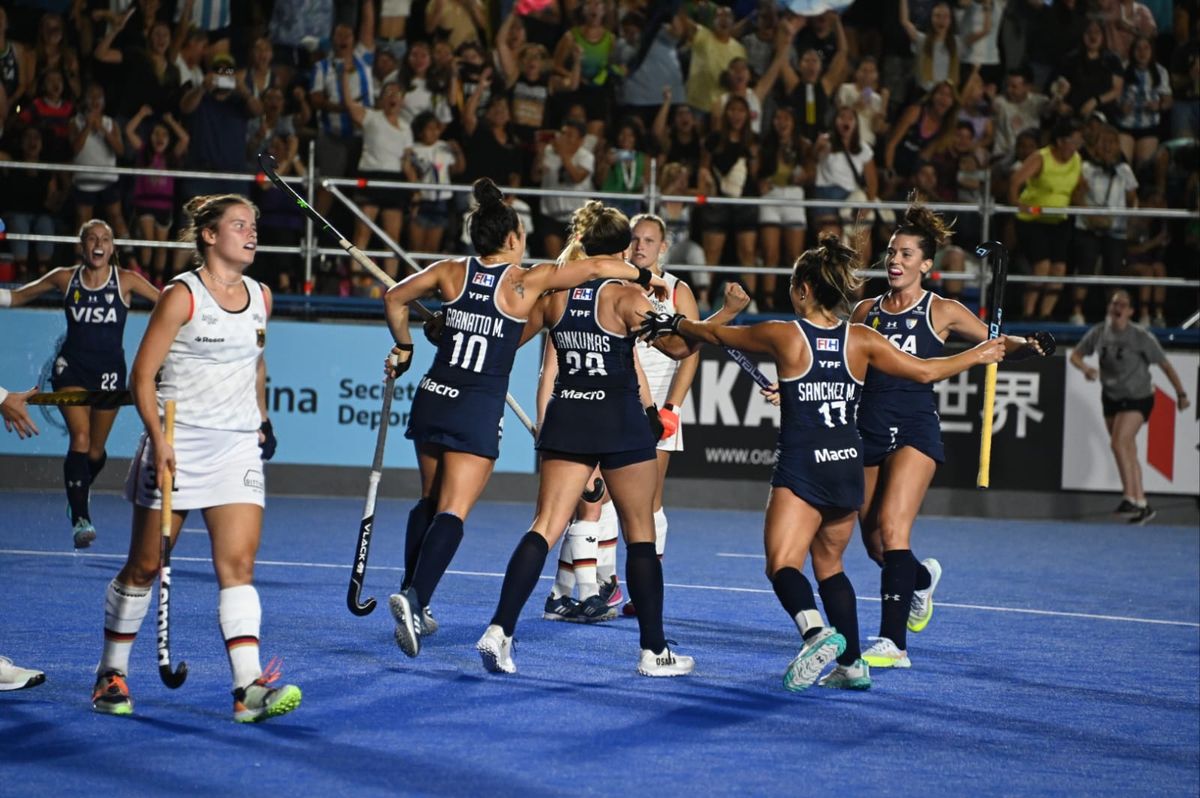 Los dos goles de Juli Jankunas no fueron suficientes para que Las Leonas puedan con Alemania en la Pro League