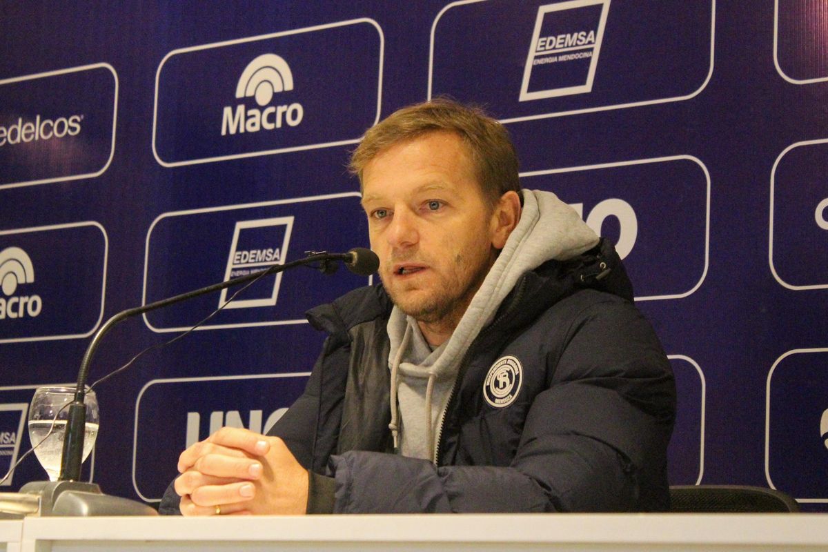 Cicotello quiere que la Lepra se quede en Primera.