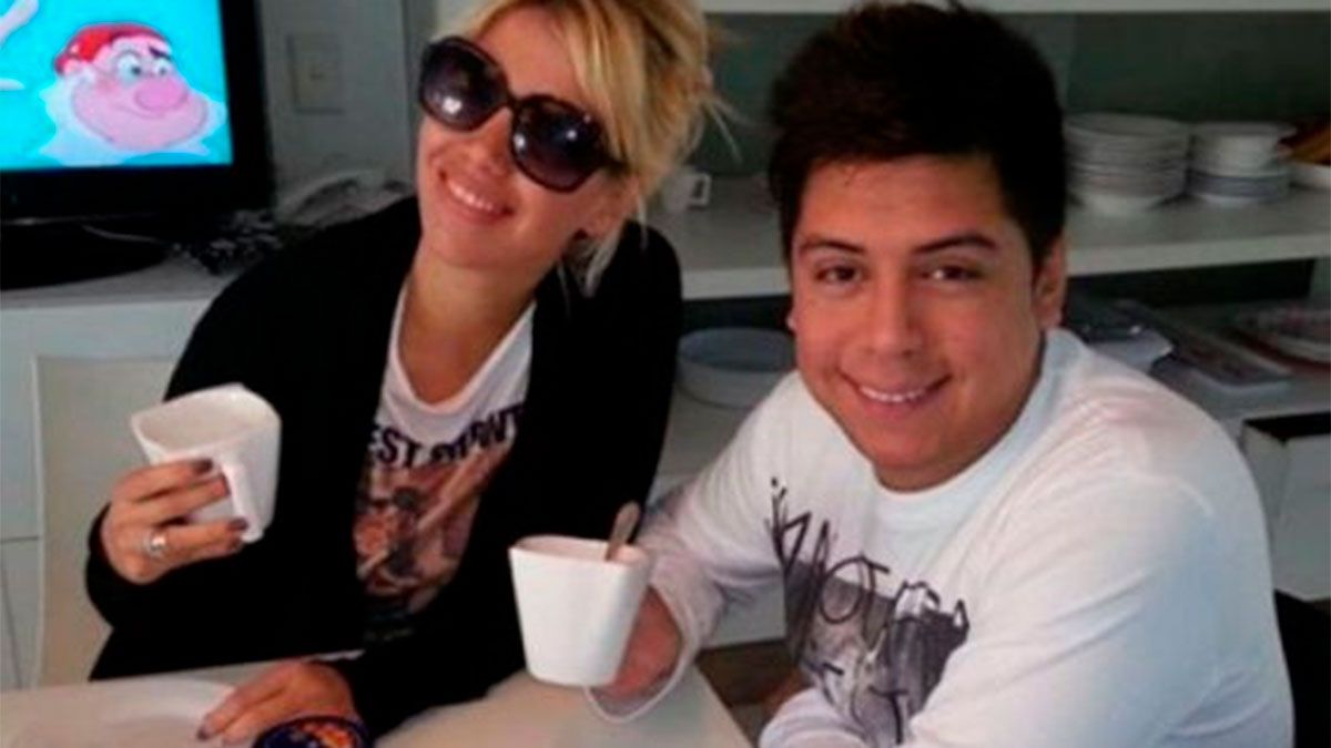 De La Canal saltó a la fama por ser "El fan de Wanda Nara".