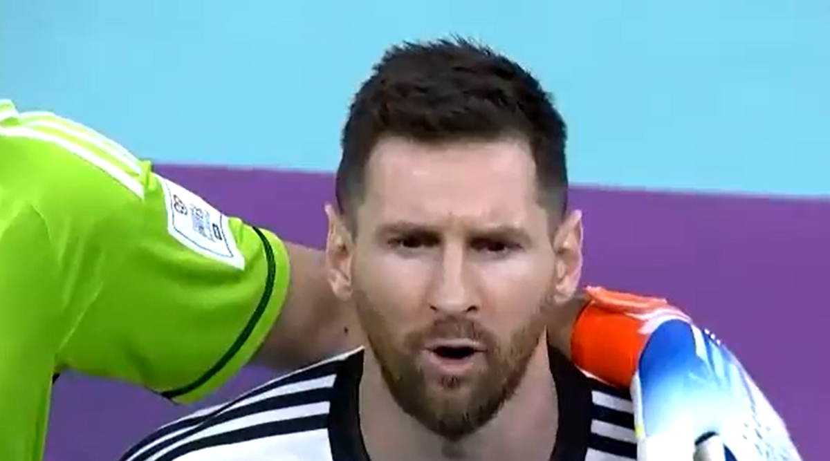 Lionel Messi cantando el himno nacional argentino