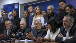 Gioja dijo que Scioli peleará la interna contra la fórmula de los Fernández