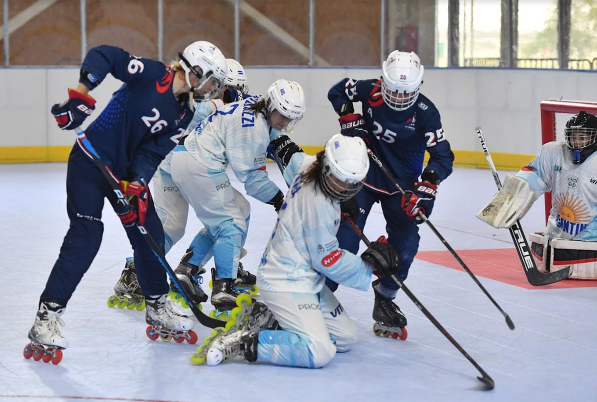 La Selección argentina hizo historia en Parque Roca, al avanzar a semifinales en hockey en línea femenino de los World Skate Games.