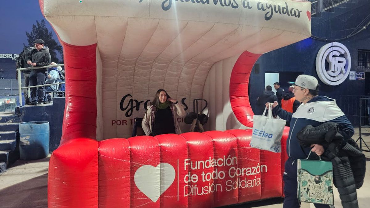 Hubo buena respuesta a la movida solidaria del club. Hubo buena respuesta a la movida solidaria del club.