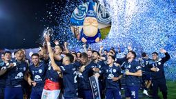 Independiente Rivadavia y el duende que los acompaña. Independiente Rivadavia y el duende que los acompaña.