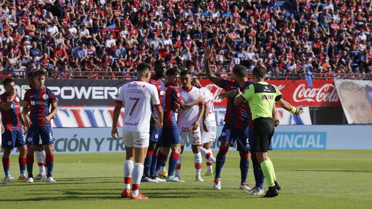 San Lorenzo y HuracÃ¡n no pudieron sacarse diferencias