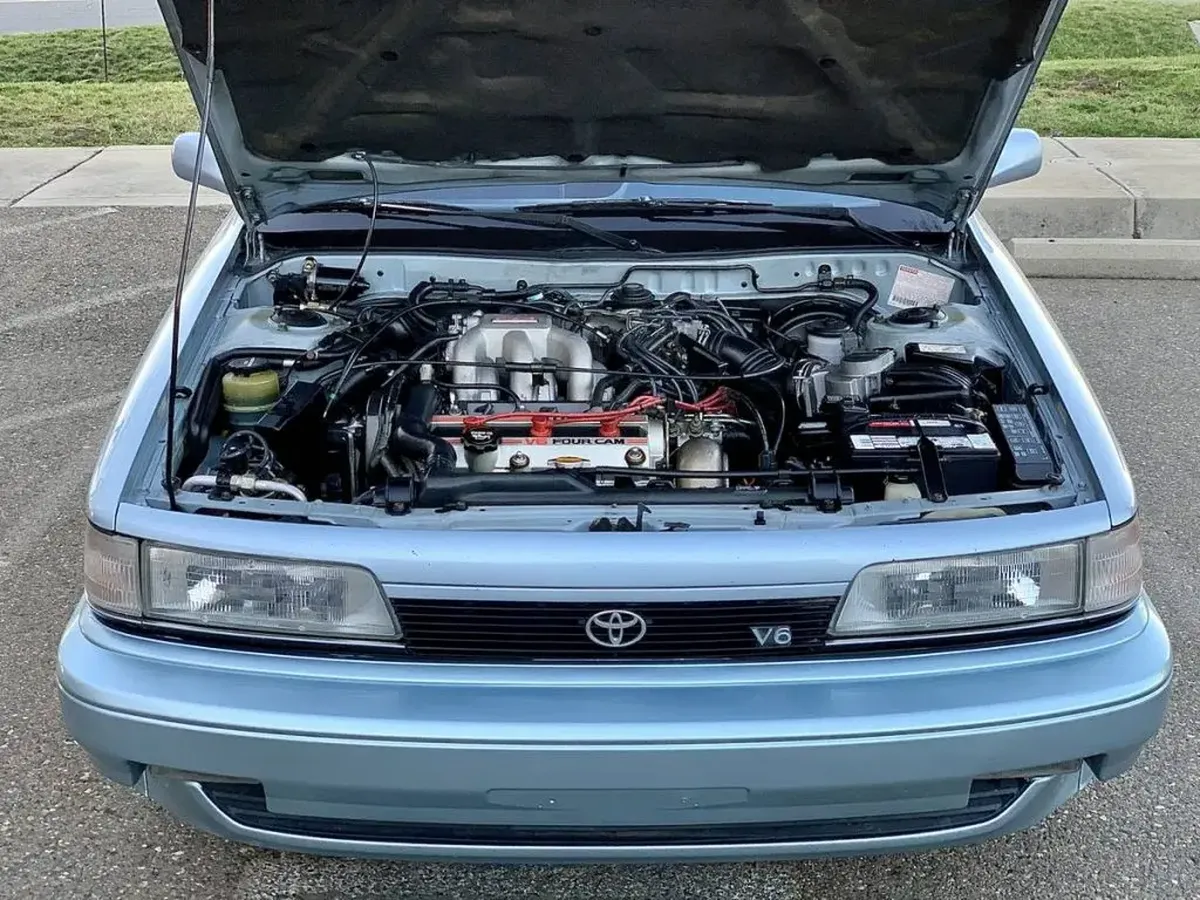 El motor del ToyotaCamry, una maravilla.