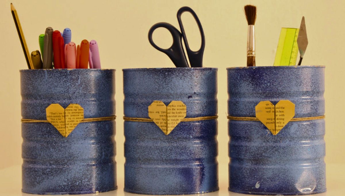 El material y su forma hacen que las latas puedan ser muy versátiles a la hora de darles una segunda vida: hoy te mostramos como hacer un organizador El material y su forma hacen que las latas puedan ser muy versátiles a la hora de darles una segunda vida: hoy te mostramos como hacer un organizador