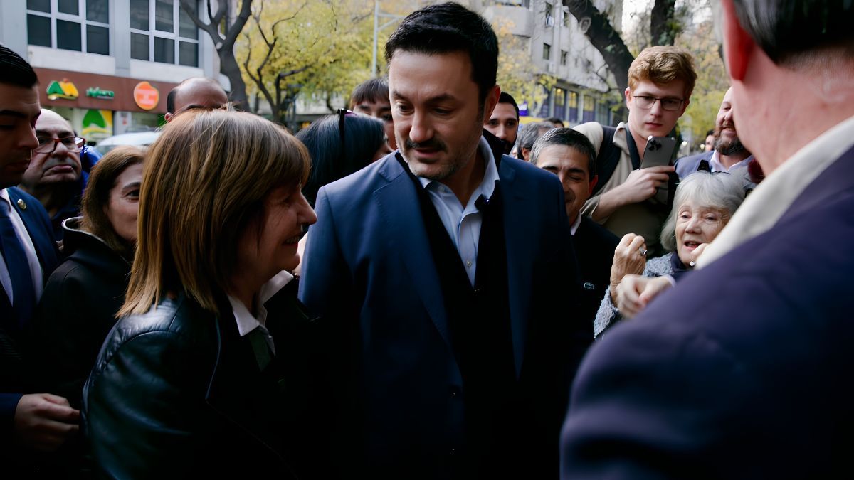 Patricia Bullrich y el diputado por Mendoza Luis Petri se mostraron juntos durante la visita de la senadora de LLA a Mendoza.&nbsp;
