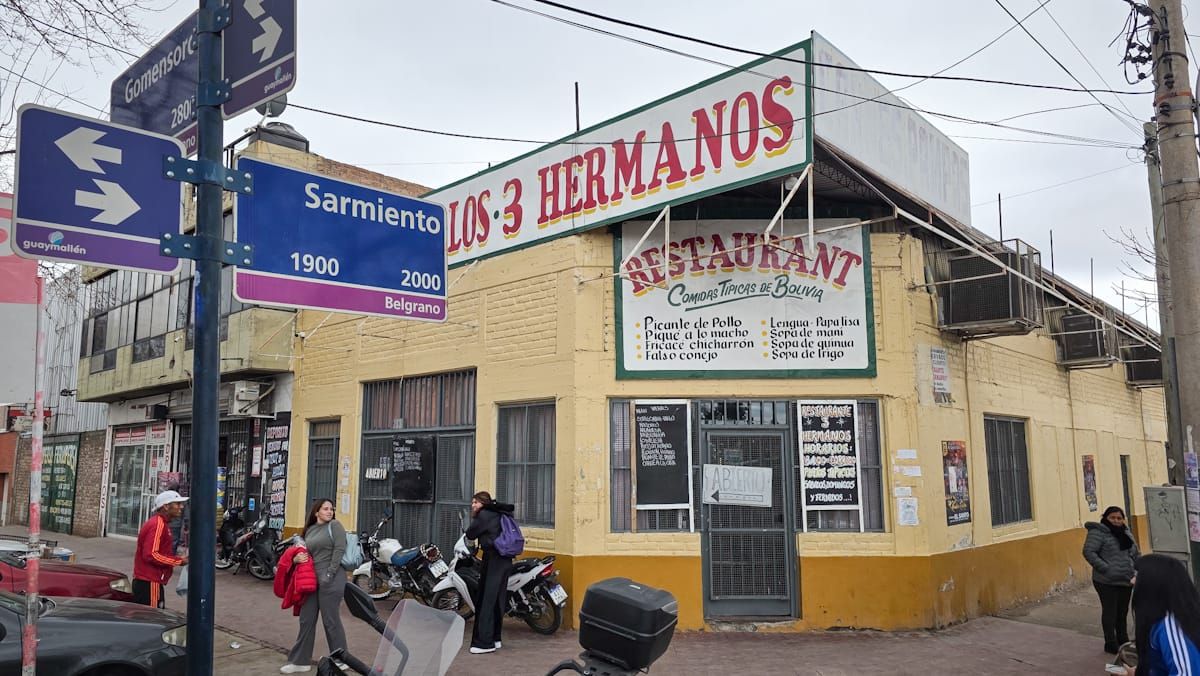 La esquina de Gomensoro y Sarmiento (Guaymallén)