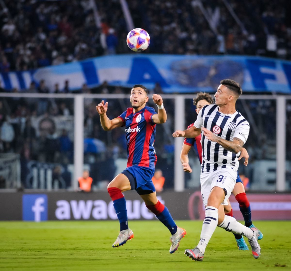 San Lorenzo y Talleres empataron y favorecieron a River