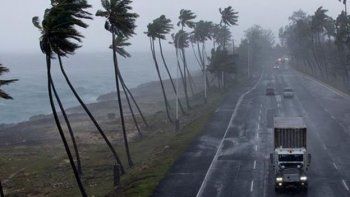 Kate pasó de tormenta tropical a huracán con vientos de hasta 110km/h