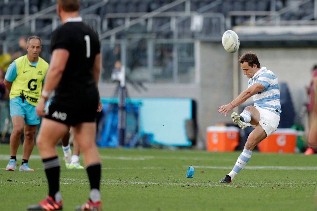 Nico Sánchez hizo 25 puntos y fue el goleador de la histórica victoria de Los Pumas.
