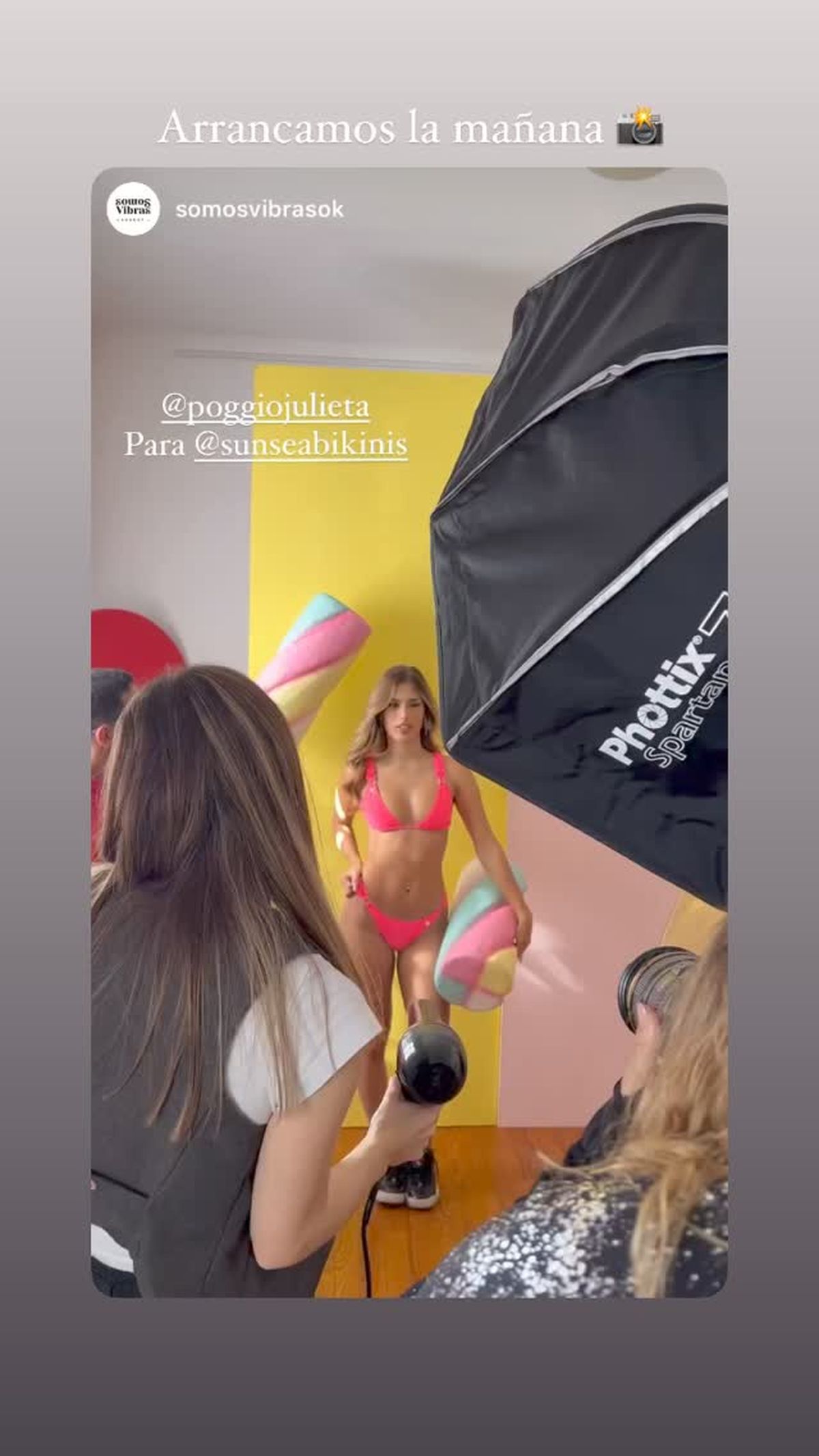 En micro-bikini neón y culotte transparente, las fotos de Juieta Poggio que paralizaron Instagram. En micro-bikini neón y culotte transparente, las fotos de Juieta Poggio que paralizaron Instagram.