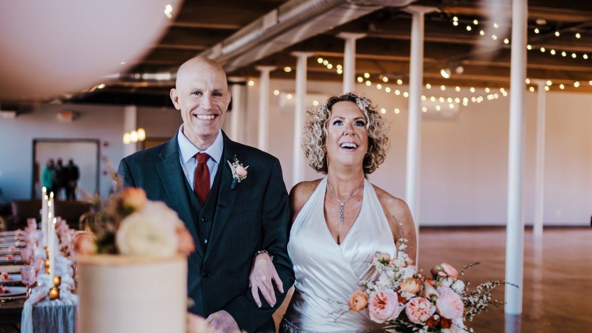 Tiene Alzheimer y le ofreció de nuevo casamiento a su esposa