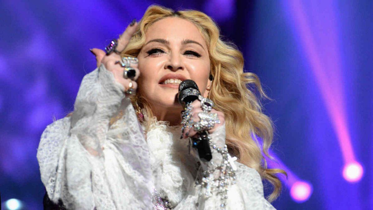 A los 61 años Madonna publicó una foto sensual muy al borde de la censura