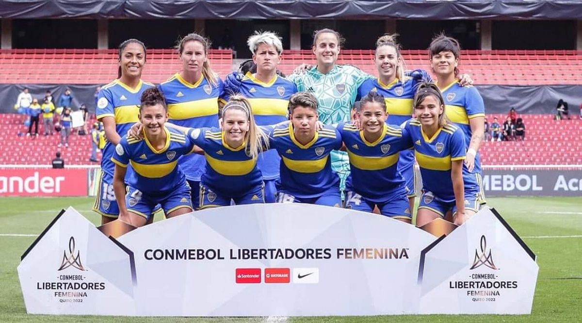 Boca Juniors cuenta en su plantel con la mendocina Julieta Cruz (abajo a la izquierda), quien buscara la gloria ante Palmeiras, en la definición de la Copa Libertadores femenina.