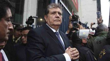 Murió el expresidente de Perú Alan García luego de dispararse en la cabeza