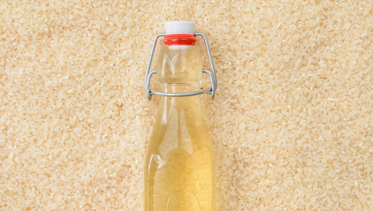 Lee bien la etiqueta de cada vinagre antes de utilizarlo en la cocina o en los alimentos. Lee bien la etiqueta de cada vinagre antes de utilizarlo en la cocina o en los alimentos. 