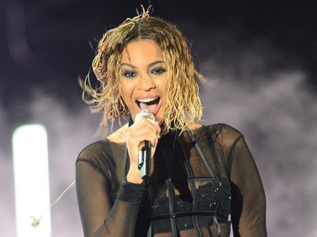 El padre de Beyonce podrá pagar menos manutención