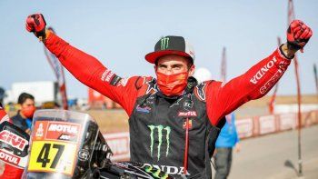 Histórico: Kevin Benavides y Manuel Andújar, campeones del Dakar 2021