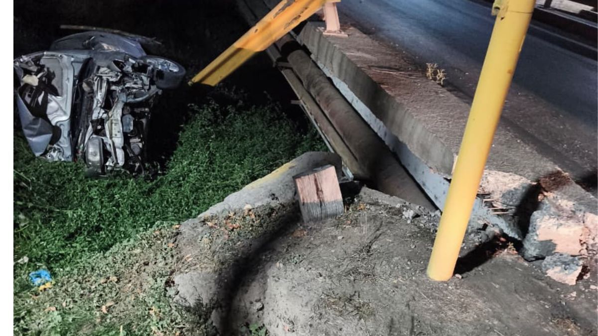 Accidente en Lavalle: un hombre está grave por las heridas que sufrió tras volcar con su auto