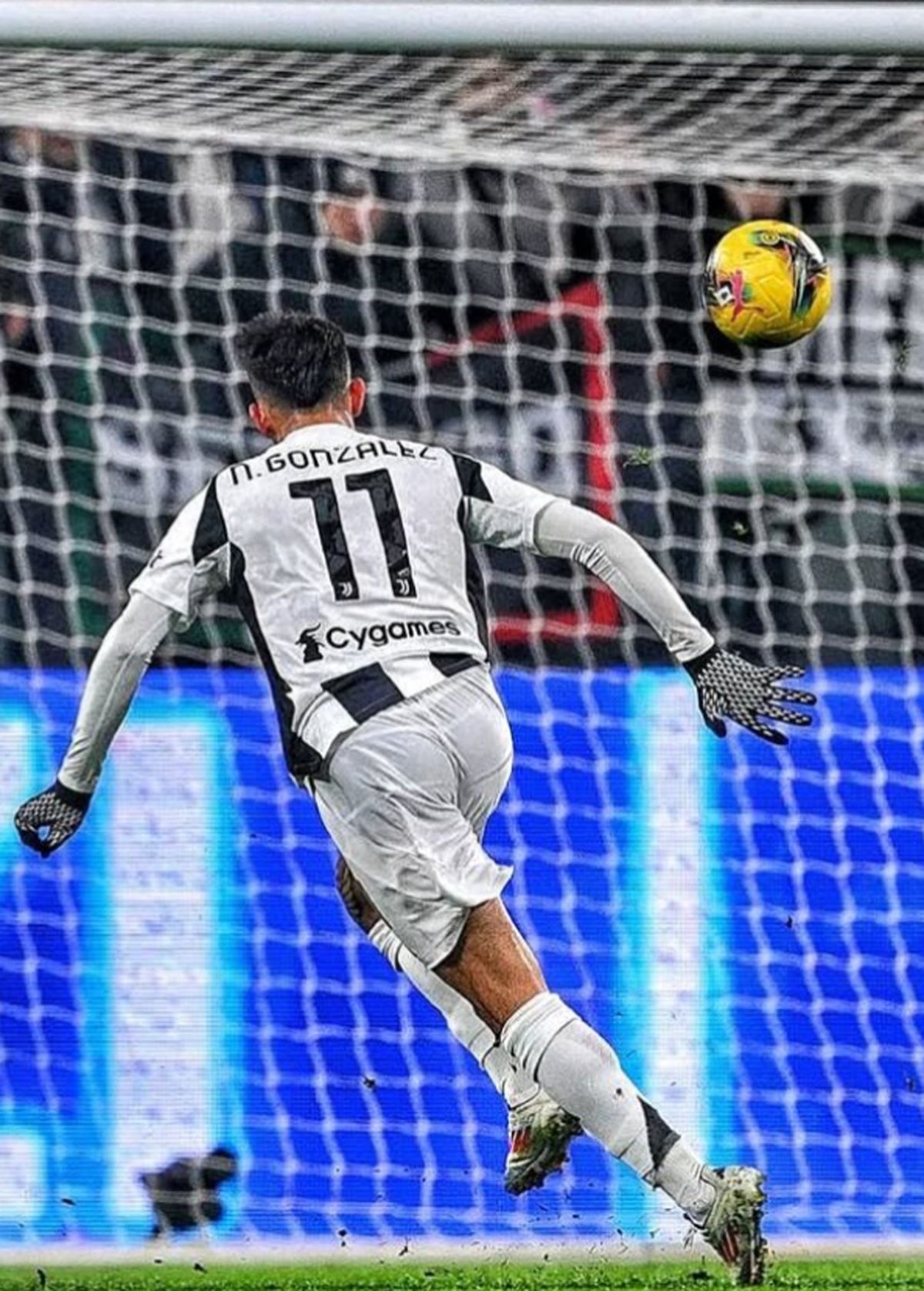 Nico González decoró la goleada de la Juventus en la Copa Italia. Nico González decoró la goleada de la Juventus en la Copa Italia.