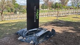 Ya se hicieron los trabajos de reparación en el mural del KKL Nova en el Parque Central.