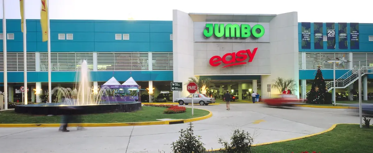 A lo largo de casi tres décadas albergó marcas reconocidas y funcionó como punto de encuentro para vecinos y visitantes. A lo largo de casi tres décadas albergó marcas reconocidas y funcionó como punto de encuentro para vecinos y visitantes.