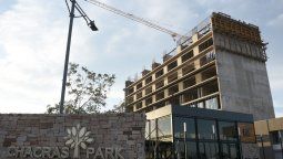Paralizaron las obras del Chacras Business Park