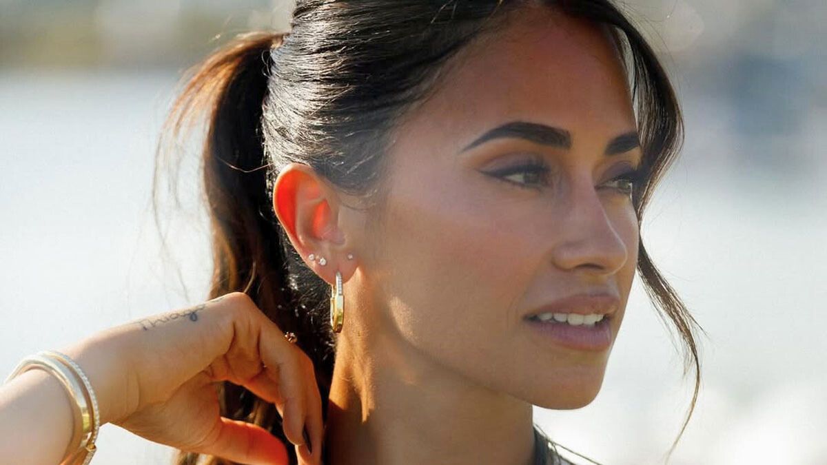 Antonela Roccuzzo dio una masterclass sobre cómo se debe llevar puesta la camiseta de la Selección Argentina