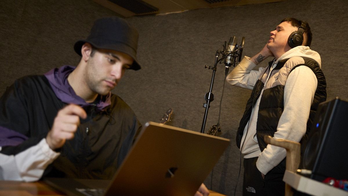 Pati Beats destaca la humildad de Facu Rivas como persona y su talento musical. Juntos compusieron Pati Beats destaca la humildad de Facu Rivas como persona y su talento musical. Juntos compusieron