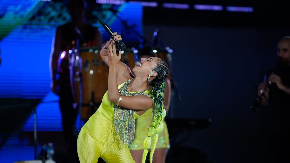 Ivonne Guzmán deslumbró con su voz y su puesta coreográfica cada vez que apareció en escena. Ivonne Guzmán deslumbró con su voz y su puesta coreográfica cada vez que apareció en escena.