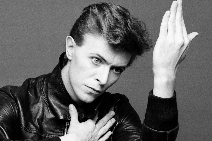 El músico inglés David Bowie presentaba 