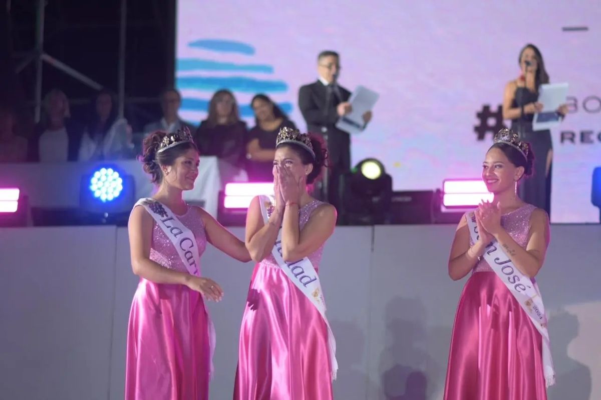 El emotivo momento de la elección donde Valentina Ortiz se quedó con la mayoría de los 150 votos distribuidos entre el público. El emotivo momento de la elección donde Valentina Ortiz se quedó con la mayoría de los 150 votos distribuidos entre el público.