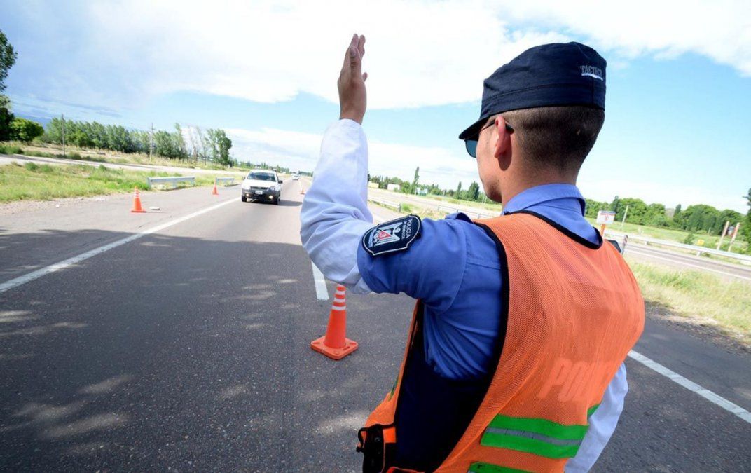 El taxista ebrio fue detenido por la Policía.