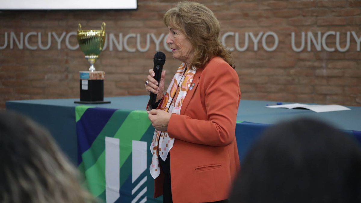 Esther Sanchez, de la UNCuyo, integra el plenario de rectores y rectoras.