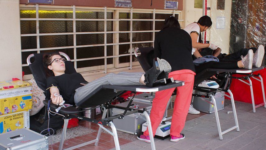 El banco de sangre trabaja con stock diario por la falta de donantes