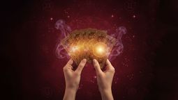 Tarot del sábado 18 de octubre: las predicciones de hoy en el amor, dinero y salud