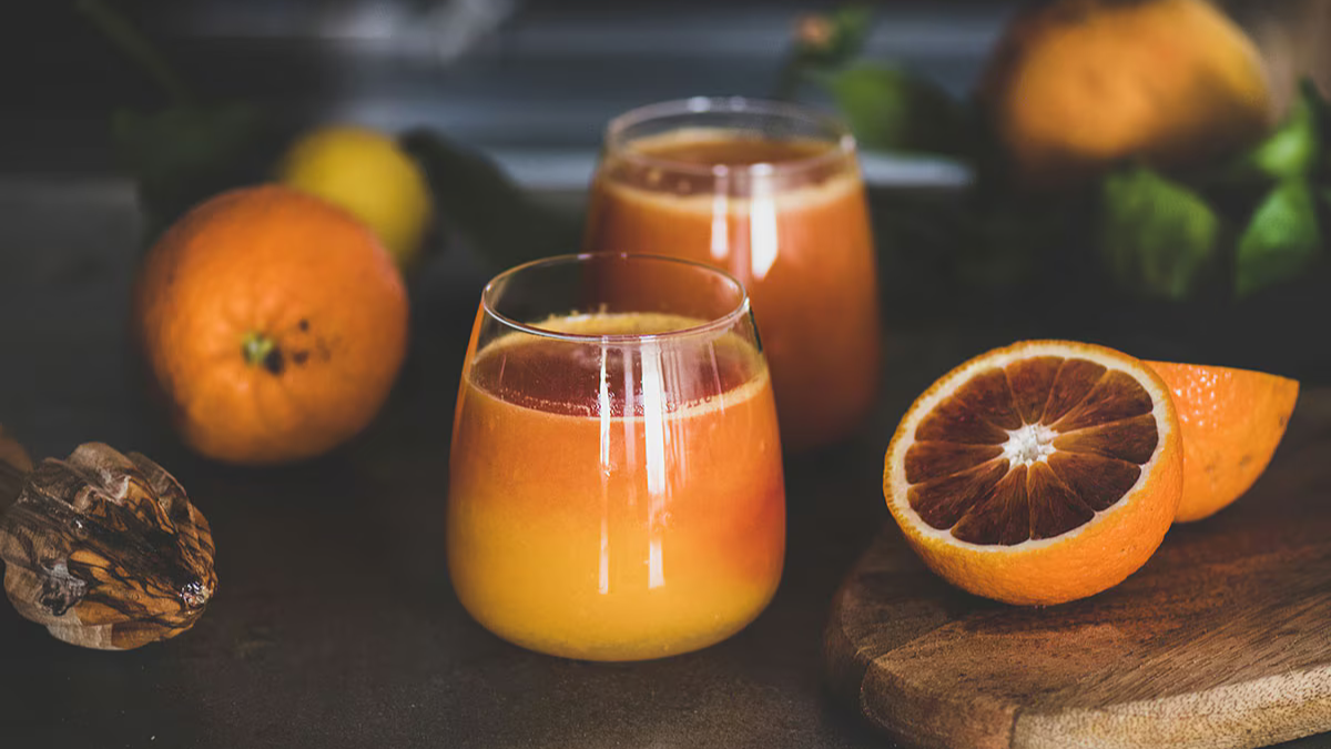 Este zumo natural potenciará tu bronceado y cuida tu piel.
