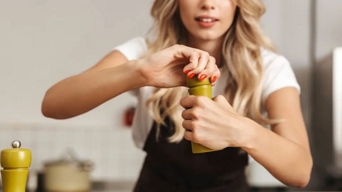 Bajar de peso rápido y sin dieta: este es el condimento de cocina para adelgazar sin esfuerzo